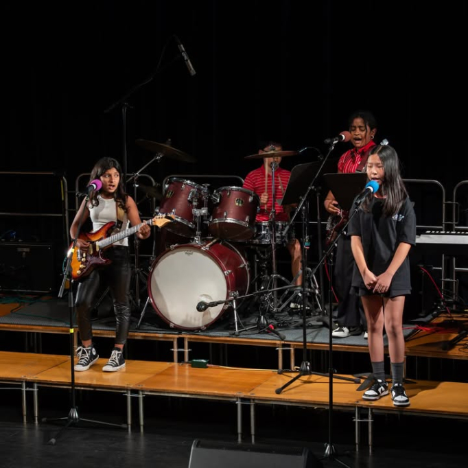 650399937_1451306103673408_6420934631541092066_n