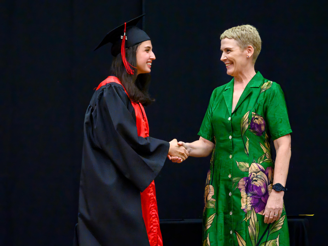 01  DCGRAD202577