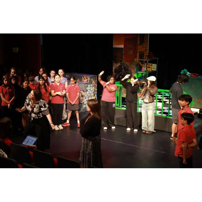 587093381_1355718529898833_7528083703669584215_n