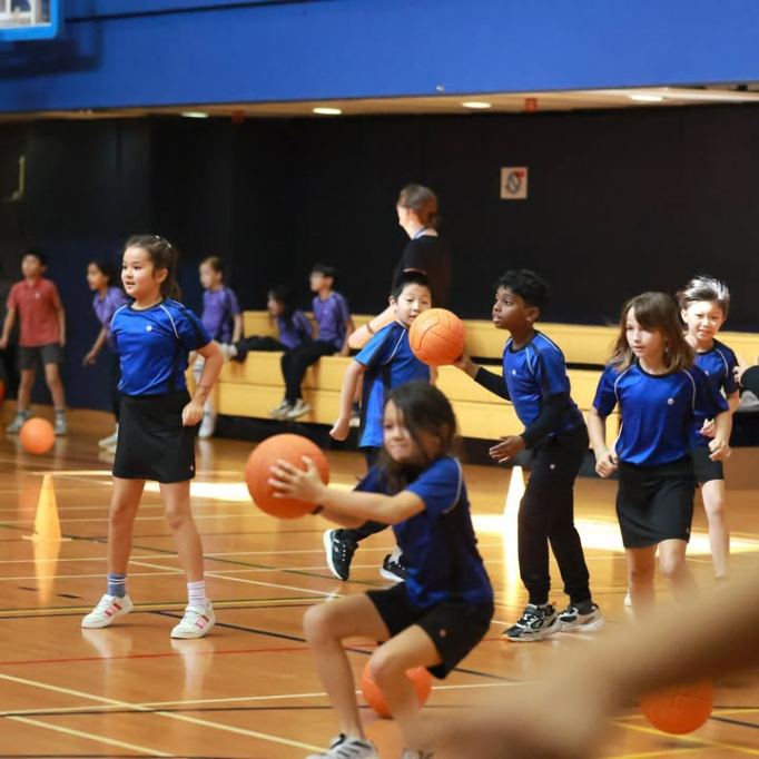 584806977_1352460730224613_370079595718665653_n