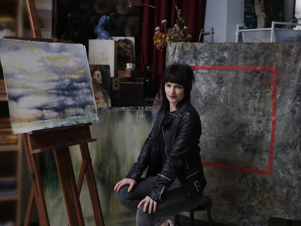 Jane Mitchell - Studio shot! (1) (7)