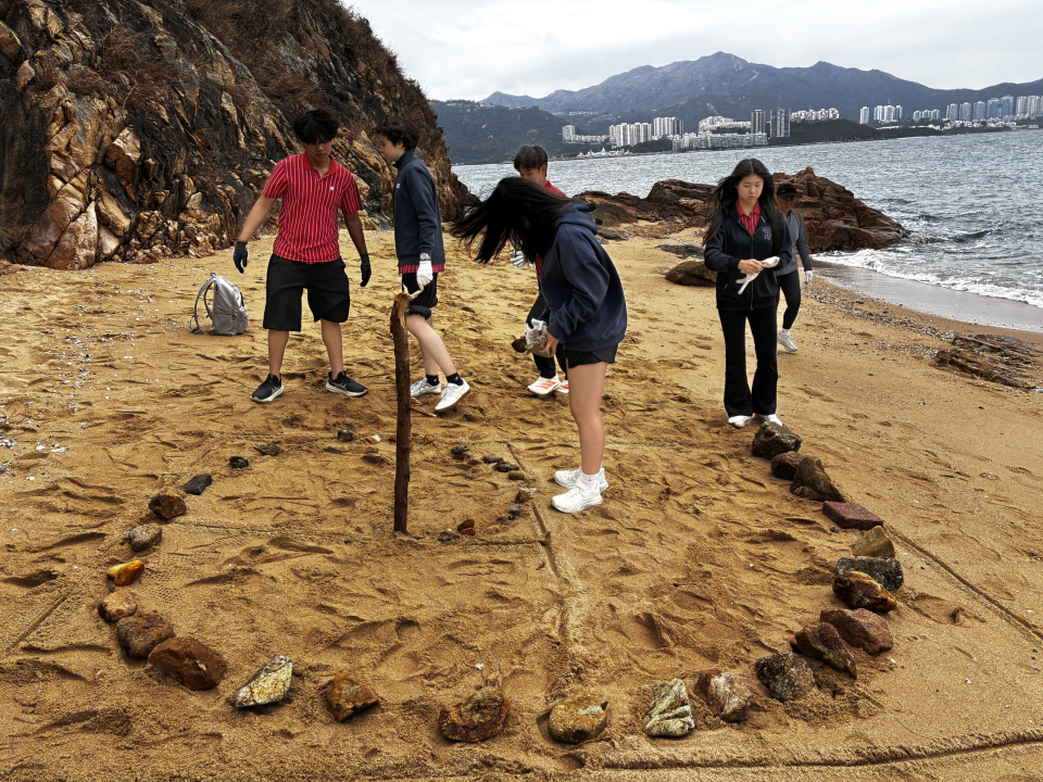 F26FBC50-E649-41EE-ABEA-4A985143FF42