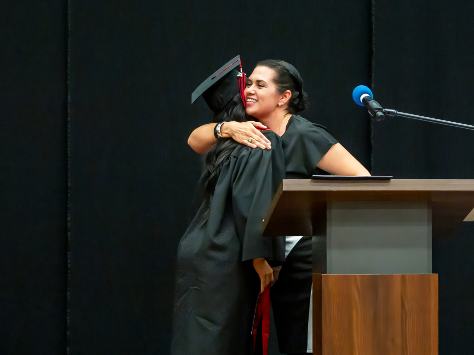 year13'grad 18